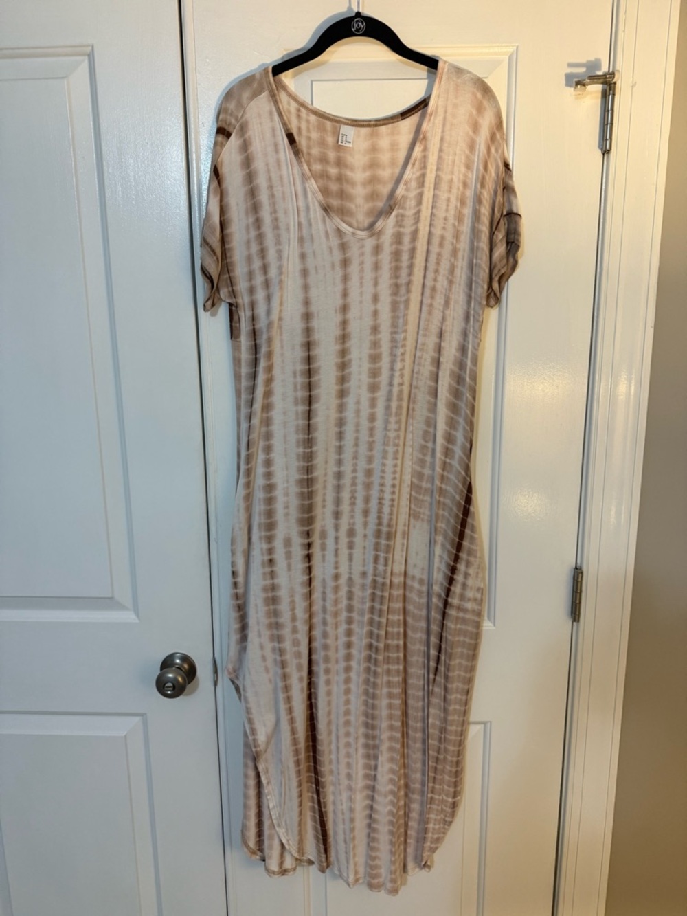 Neutral Tie-Dye V-Neck Maxi Dress - Beige